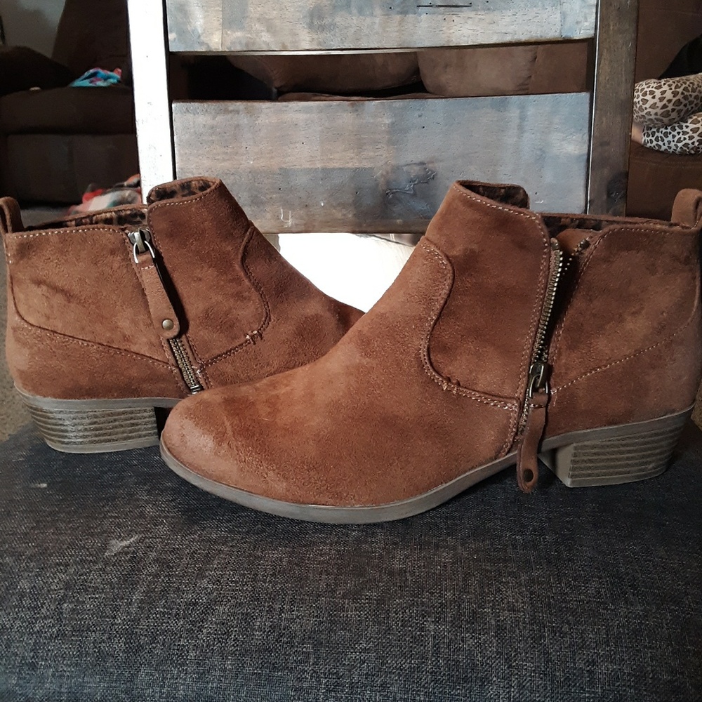 Ankle boots